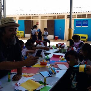 TALLER CREATIVO DE TITERES DE MANO - Escuela La Huayca 2